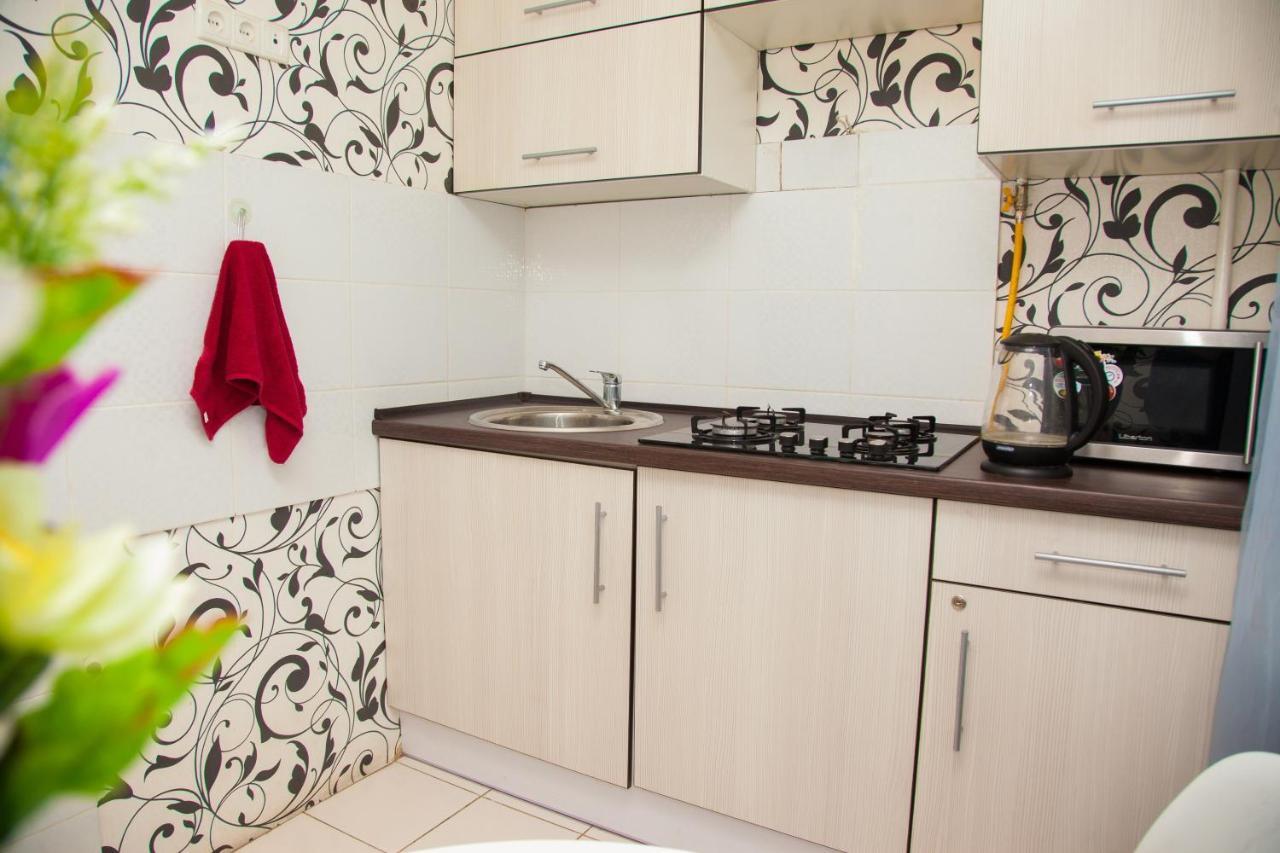 Semi Luxury Apt On Yatsenka 8 Near Intourist Hotel Zaporizhia 외부 사진